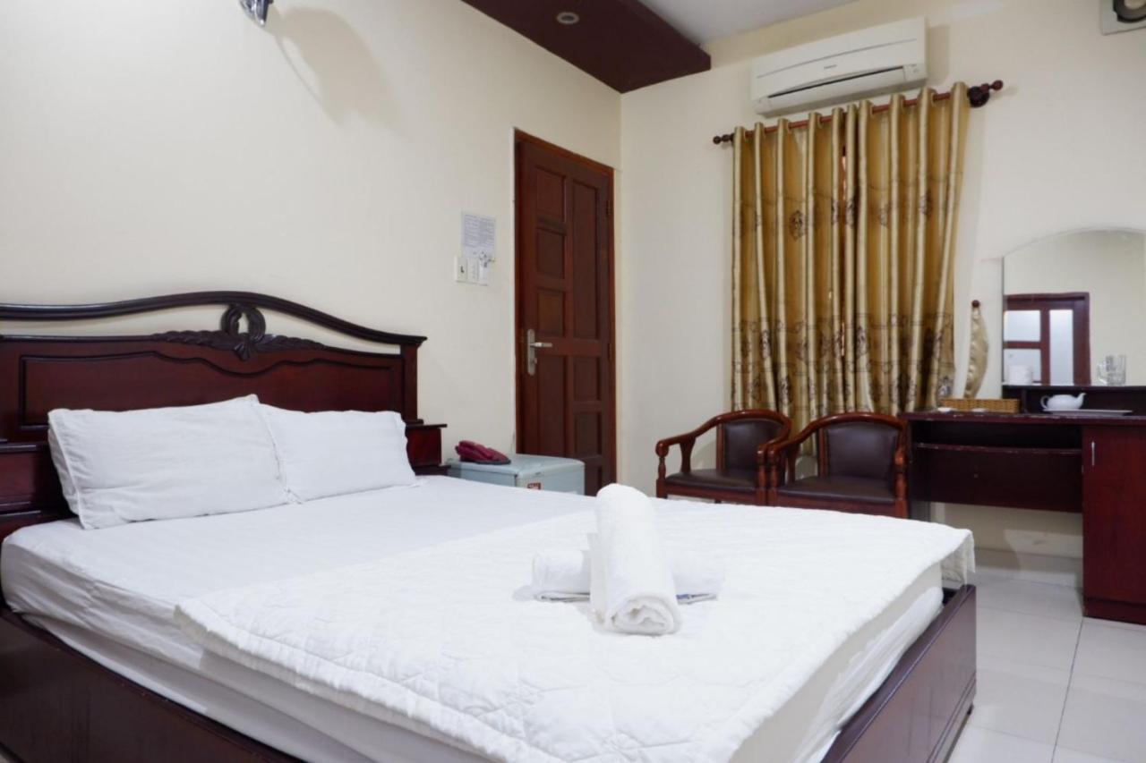 Reddoorz Tuan Viet Hotel Dinh Tien Hoang Хошимин Экстерьер фото